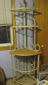 Corner shelving unit with 5 levels ...