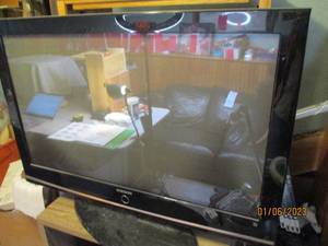 Samsung 42 TV...