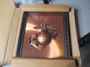 New unopened wall decor...