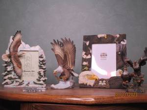 Assortment of Eagle decor...