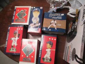 Assorted empty sports bobble head b...