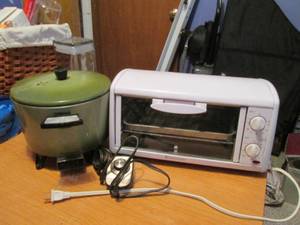 Vintage Presto deep fryer in New co...