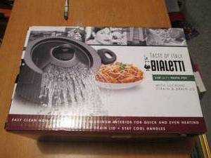 Bialeti new in box pasta straining ...