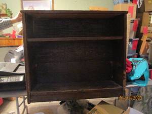 Dark wood 3-tier storage shelf...