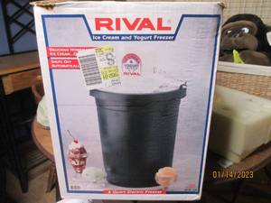 6qt Electric Freezer Rival ice crea...
