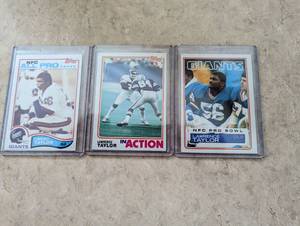 3 Lawrence Taylor cards...