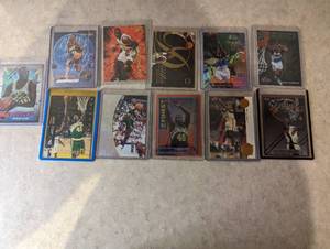 11 Shawn Kemp cards, 1 is #168 of 1...