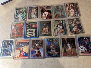 16 Hakeem Olajuwon cards...