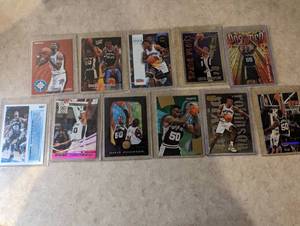 11 David Robinson cards...