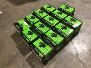 lot 30 image: Greenworks PRO Dual Port 60-Volt Super Charger, lot of 2, Review all pictures