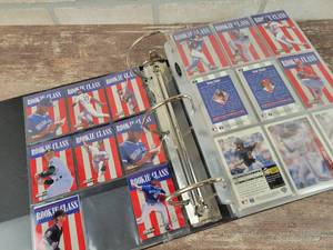 1996 Upper Deck Collectors Choice Baseball Cards in Binder