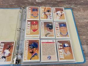 1992 Upper Deck Baseball Cards in Binder