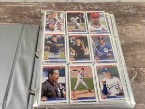 1992 Upper Deck Baseball Cards in Binder