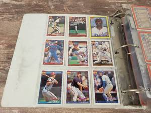 1991 Topps Baseball Cards in Binder