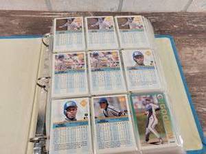 1992 Fleer Baseball Cards in Binder