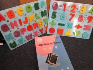 2 Wooden Puzzles & LCD Writing Tabl...