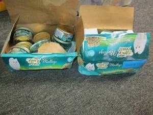 18 cans of fancy feast ...