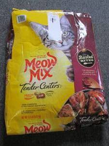 13 lb bag of meow mix cat food ...