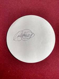 lot 32 image: Kirby Puckett Autograph