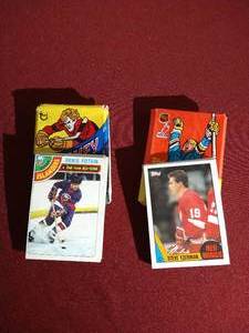 lot 114 image: (2) Opened Vintage Hockey Card Packs - 1978-79 & 1987-88