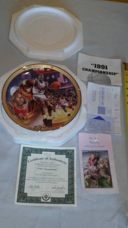 NBA  Plate Michael Jordan, Emmitt Smith, Wheaties, Sports Pages Book