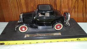 Road Legends 1932 Ford