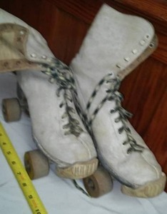 Womens Vintage Roller Skates