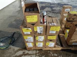 lot 141 image: Krylon Industrial Tough Coat