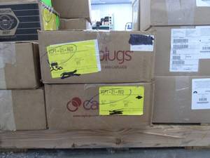 lot 6 image: Hydraulic Hose Plugs Red