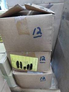 lot 12 image: Stainless Studs 10- 32 x 12