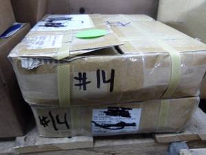 lot 14 image: Treaded Studs 38- 16 x 1