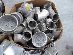 lot 22 image: Aluminum Trailer Hubs & Gussets