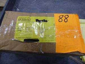 lot 88 image: Rubber Grommets 38