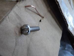 lot 99 image: Stainless Machine Screws 14