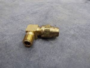 lot 37 image: Brass Elbows  14