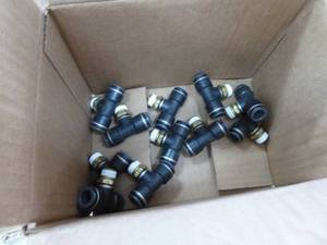 lot 38 image: Brass Elbows 12