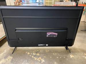 lot 1017 image: V655-J09 VIZIO - 65 Class V-Series LED 4K UHD Smart TV