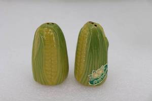 Rosemeade Corn Cob Salt & Pepper Shakers
