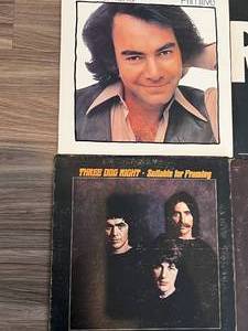 lot 11 image: (12) Vintage Records Neil Diamond, Barbara Streisand, Three Dog Night and More