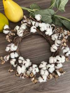 lot 63 image: Home Decor Lot Cotton Wreath, Large sunflower & Pears