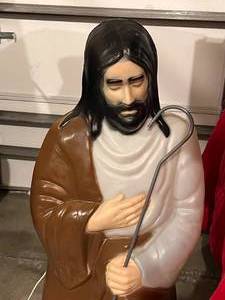 lot 78 image: Empire Blow Mold Lighted Shepherd and Sheep