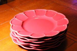 lot 104 image: Red Tableware Set of 6 Plates, Salad Plates, and Bowls