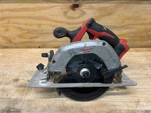 MILWAUKEE M18 18V Lithium-Ion Cordless 6-12 in. Circular Saw (Tool-Only)