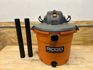 RIDGID 16 Gallon 5.0 Peak HP NXT WetDry Shop Vacuum with Filter, Locking Hose and Accessories