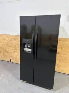 Frigidaire 25.6-cu ft Side-by-Side Refrigerator with Ice Maker (Black) ENERGY STAR