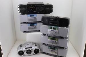 lot 15 image: Portable Radios