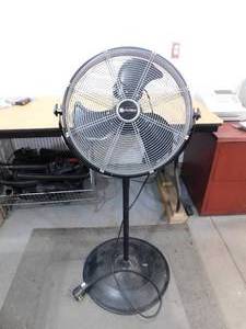 lot 24 image: 22 fan on stand