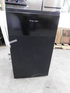 lot 44 image: Hisense 3.3-cu ft Mini Fridge (Black) ENERGY STAR