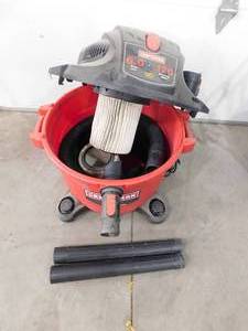 lot 77 image: Craftsman Shop Vac