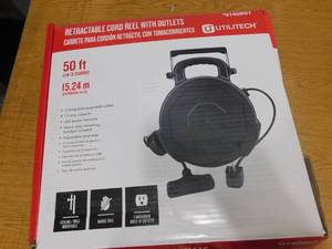 lot 122 image: 50 Ft Retractable Cord Reel